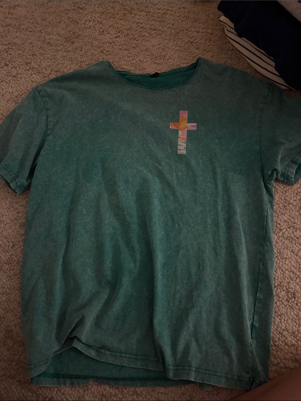 SHEIN Green Short Sleeve Tee with Colorful Cross Graphic